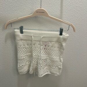 New with tags solid and striped white knit beach shorts size small